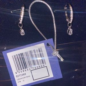 Swarovski droplet earrings